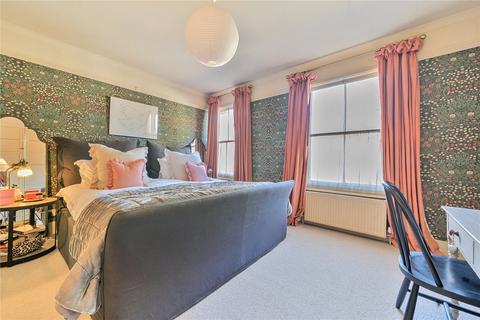 3 bedroom end of terrace house for sale, Bury St Edmunds, Suffolk