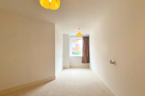 1 bedroom flat for sale, Beaconsfield Road, Waterlooville PO7