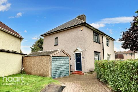 2 bedroom semi-detached house for sale, Bennetts Castle Lane, Dagenham