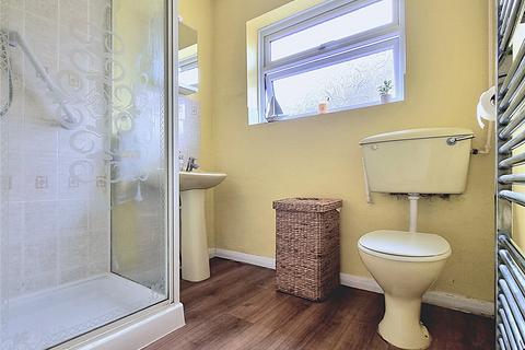 39 Alfred Road, Hawley, Dartford, DA2 7SQ