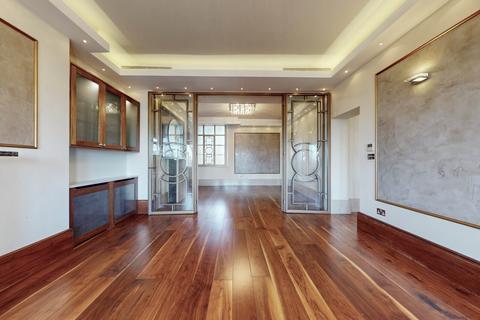 undefined, North Gate, Prince Albert Road, London, NW8