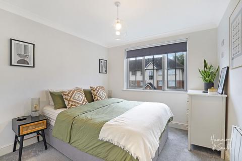 Flat 4, Harding House Addison Court, Epping, CM16 4FG