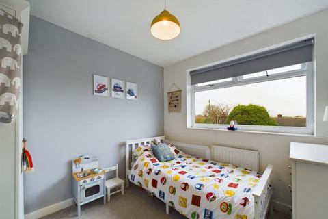 25 Burton Drive, Wrexham, LL12 8BG