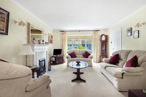 undefined, Finchampstead RG40