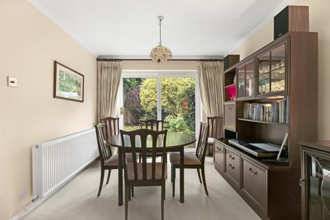 undefined, Finchampstead RG40