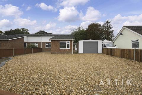 3 bedroom semi-detached bungalow for sale, Greenacre Road, Hingham