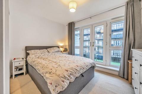 2 bedroom flat for sale, High Wycombe,  Buckinghamshire,  HP13