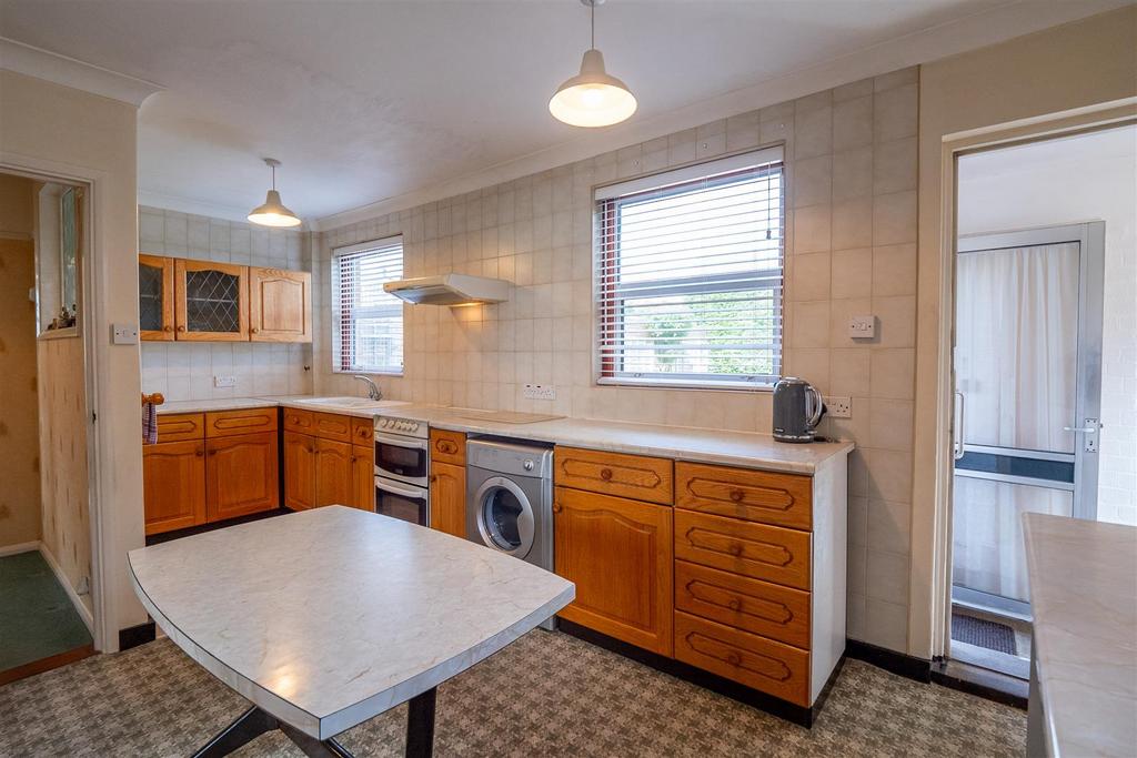 Kitchen Breakfast Room.jpg