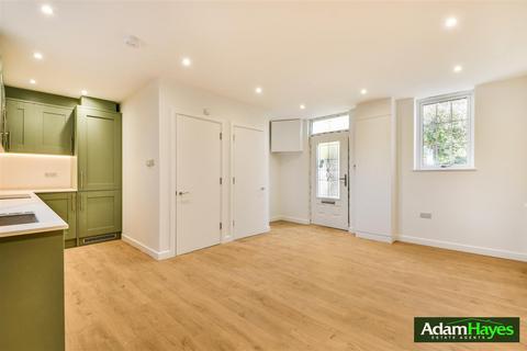 undefined, Birkbeck Road, London N12