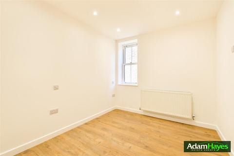 undefined, Birkbeck Road, London N12