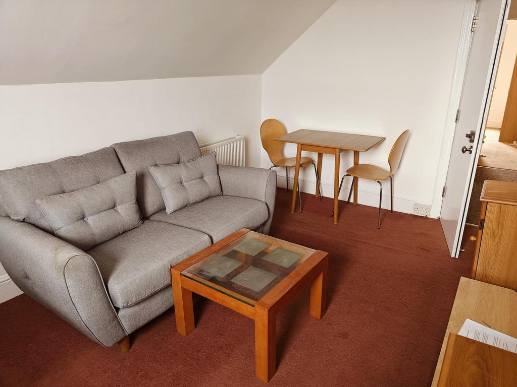 Living area x2