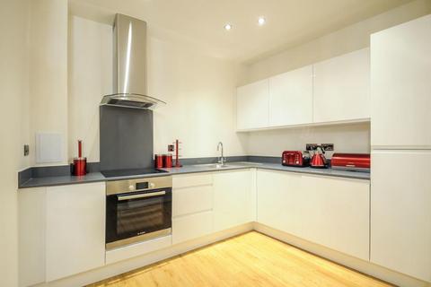 2 bedroom apartment to rent, Staines Road West, Sunbury-on-Thames TW16