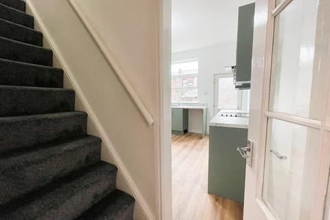 2 bedroom terraced house for sale, Vernon Road, Bredbury