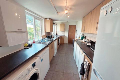 6 bedroom house to rent, Charles Street, Cowley