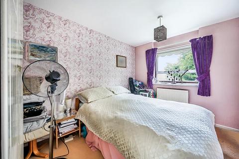 11 Fox Close, Orpington, BR6 6LR