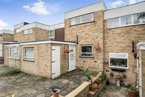 11 Fox Close, Orpington, BR6 6LR