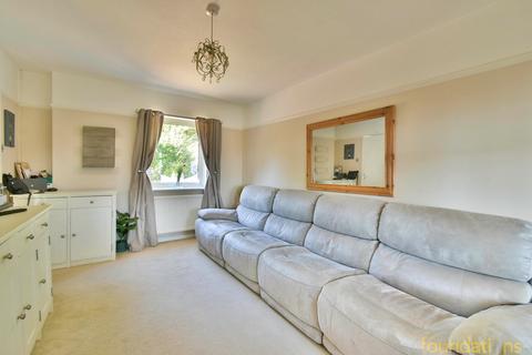 4 bedroom semi-detached house for sale, Sandhurst Lane, Bexhill-on-Sea, TN39