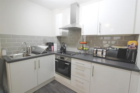 1 bedroom flat to rent, Victoria House, Skinner Lane