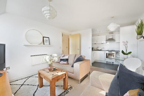 2 bedroom apartment for sale, Garratt Lane, London, SW18