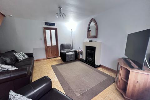 3 bedroom end of terrace house for sale, Stones Lane, Huddersfield HD7