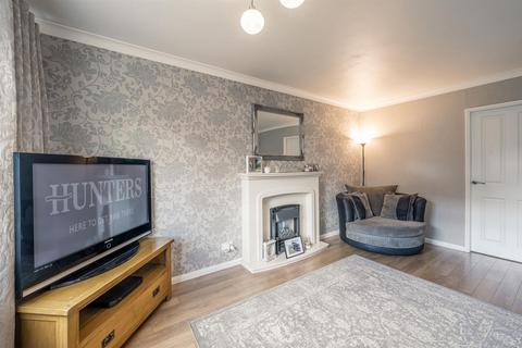 26 Allenby Close, Kingswinford, DY6 8SY