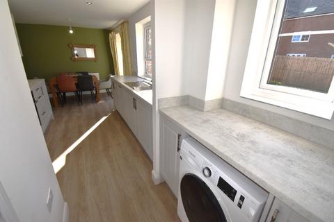 3 bedroom detached house to rent, Spindle Garth, Beverley, HU17