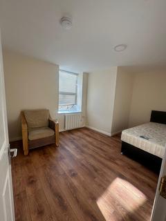 undefined, Flat , - Park Street, Luton