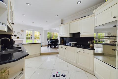 6 bedroom semi-detached house for sale, Vaughan Avenue, NW4