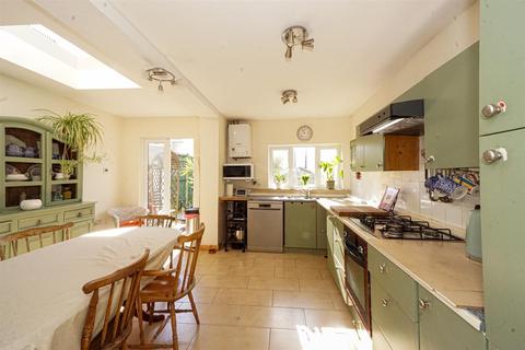 5 bedroom terraced house for sale, Mount Pleasant Road, Hastings