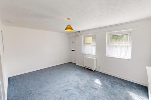 1 bedroom flat for sale, West End, Goldsithney, TR20 9LN