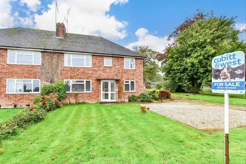 2 bedroom ground floor maisonette for sale, Jarvis Road, Arundel, West Sussex