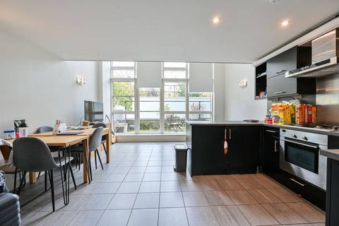 1 bedroom flat for sale, Sanctuary Street, Borough, London, SE1