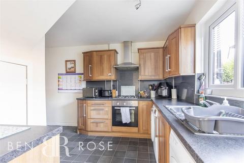 28 Valley View, Chorley, PR6 0QW