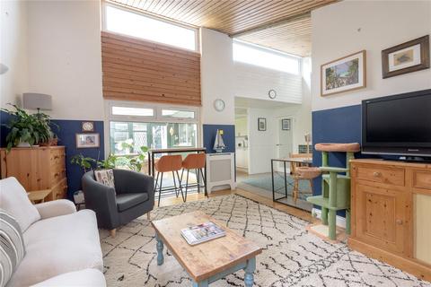 8 Vardon Road, Gullane, EH31 2ED