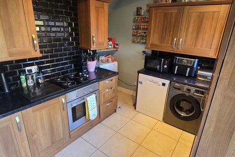 2 bedroom terraced house for sale, Oxford Square, Pallion, Sunderland, Tyne and Wear, SR4 6PQ