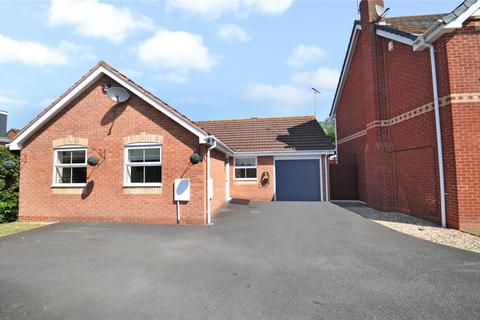 3 bedroom bungalow for sale, Swan Drive, Worcestershire WR9