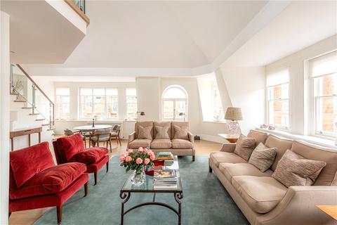 2 bedroom penthouse to rent, Mount Street, Mayfair, London, W1K