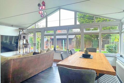 21 Mill Close, Tiptree, Colchester, CO5 0LE