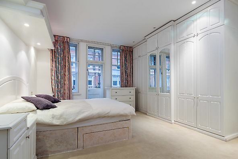 2 bedroom flat to rent, Duke Street, London W1K