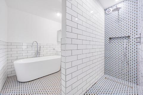 95 Biddestone Road, London, N7 9UD