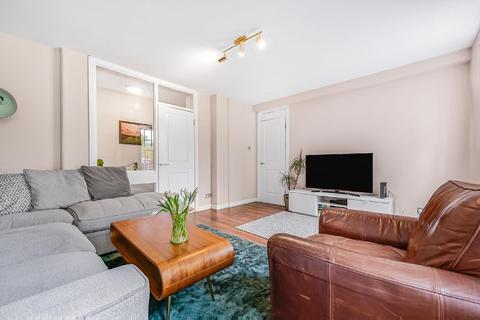 95 Biddestone Road, London, N7 9UD