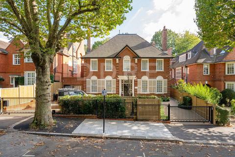 7 bedroom detached house for sale, Heath Drive, London, NW3