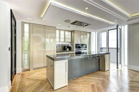 3 bedroom apartment to rent, Clement House, 190 Strand WC2R