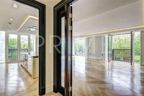 3 bedroom apartment to rent, Clement House, 190 Strand WC2R