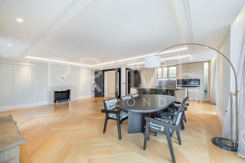 3 bedroom apartment to rent, Clement House, 190 Strand WC2R