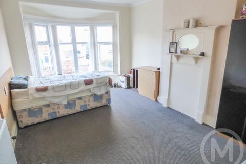 37 Cornwall Avenue, Blackpool, FY2 9QN