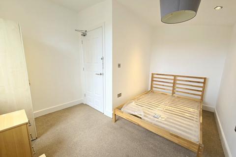 House share to rent, 3 Chanin Mews, Willesden