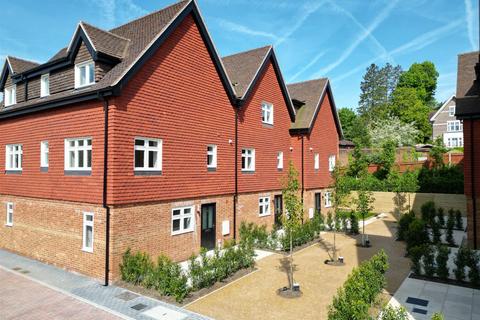 Kingswood Mews, Waterhouse Lane, Kingswood