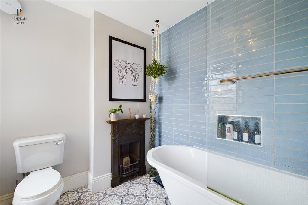 Family Bathroom,