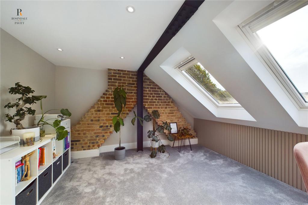 Loft / 3rd Bedroom